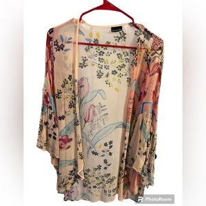 Saachi floral kimono